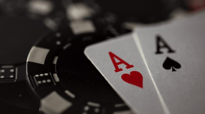 Filipino player accessing club ph live casino table on mobile browser